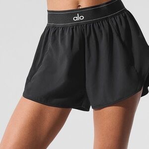 ALO Yoga Black match point Shorts